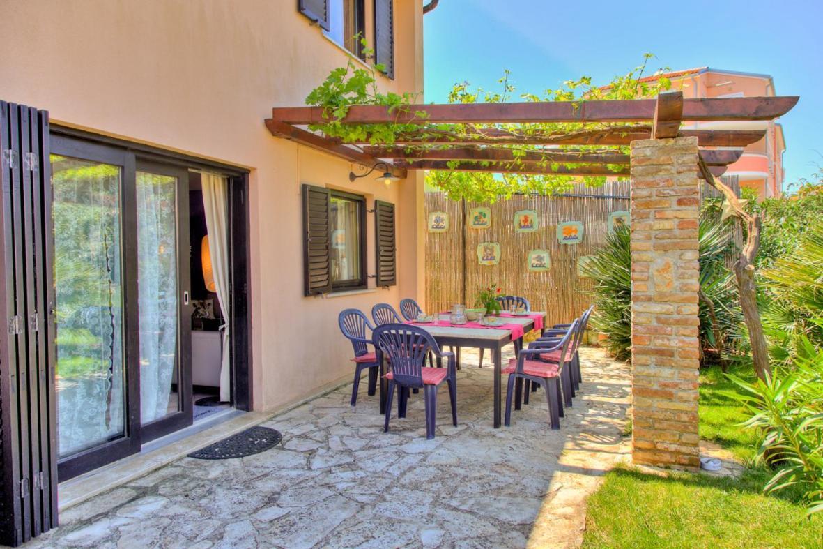 Villa Dolce Vita **** Premantura Dış mekan fotoğraf